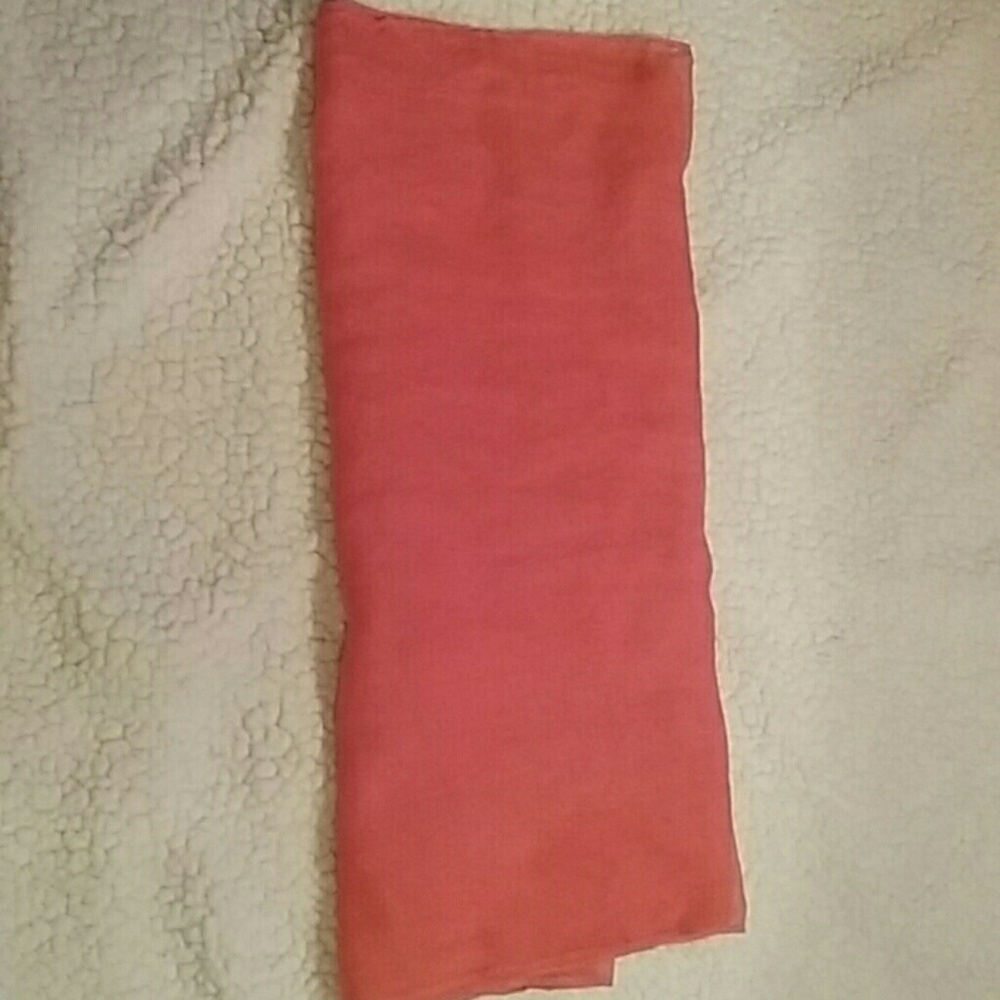 Scarf.